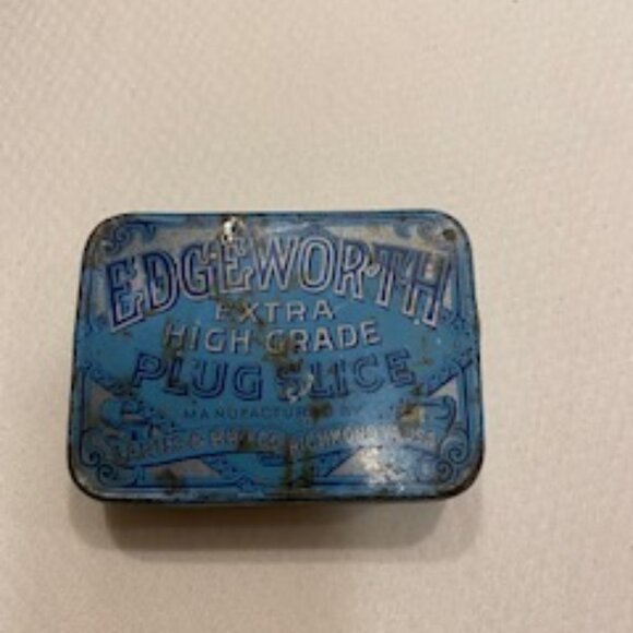 Tobacco tin - Picture 1 of 2